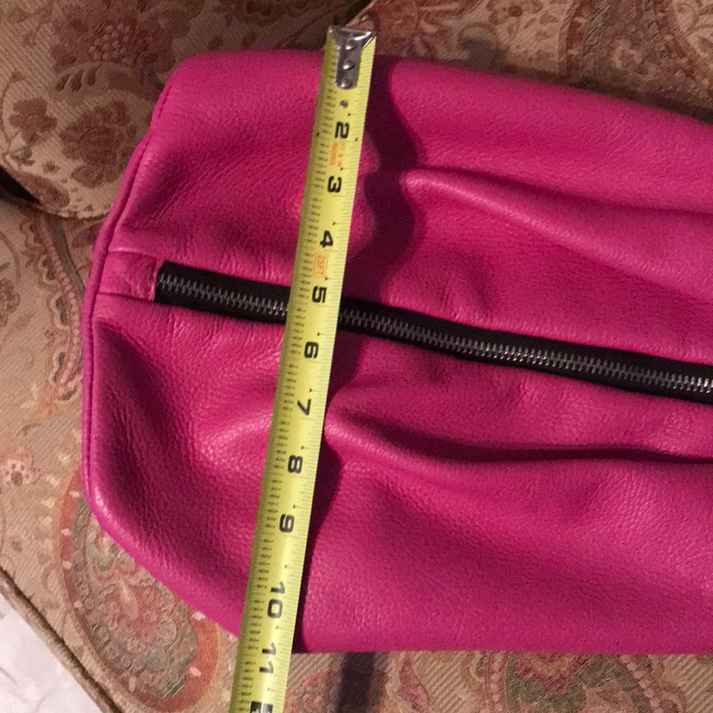 Beautiful Leather Backpack - Picture 3 of 6
